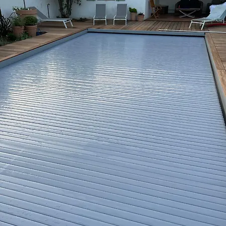 Avec Piscine La Noue-sainte Marie De Re