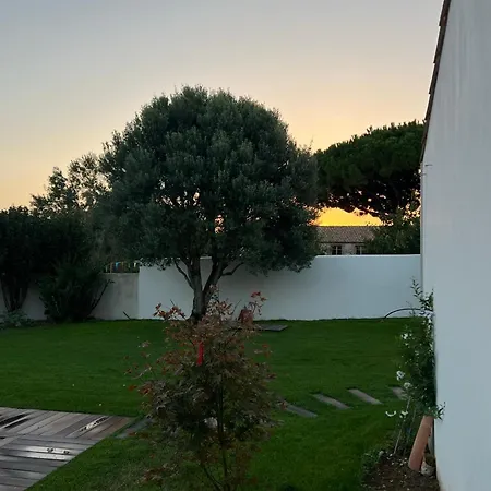 Avec Piscine La Noue-sainte Marie De Re Βίλα *