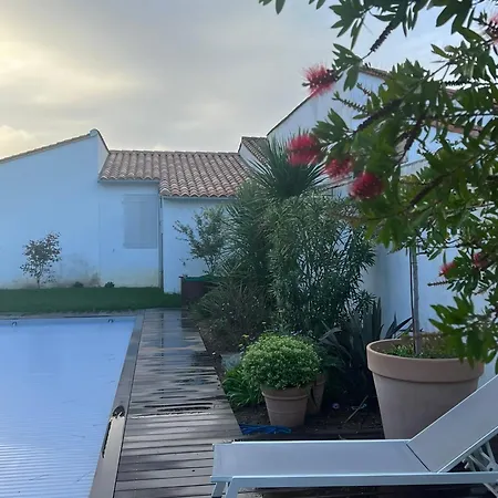 Βίλα Avec Piscine La Noue-sainte Marie De Re *